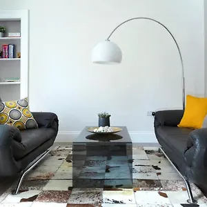 Bright 2 Bedroom Flat Next To Meadows Park Edinburgh